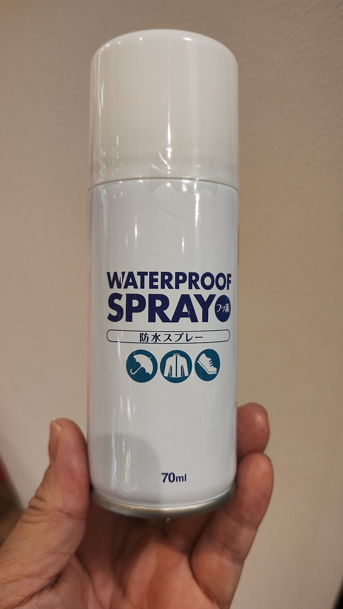 Waterproofing spray for shoes and other items